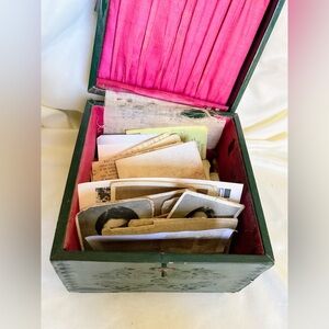 Vintage Small Chest With Photos & Business Cards 1970s Memorabilia SOLDASiS